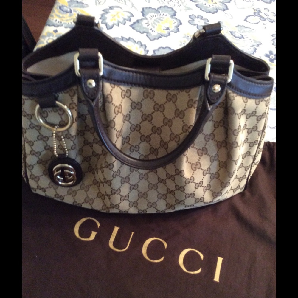 Gucci Sukey Medium Tote